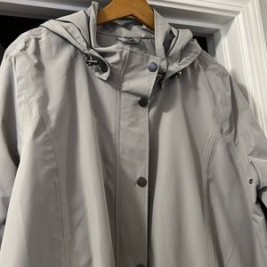 Like New condition Nuage squall jacket 1X